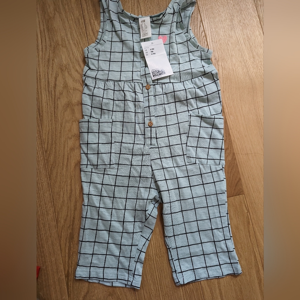 BNWT H&M Baby (6-9M) overalls